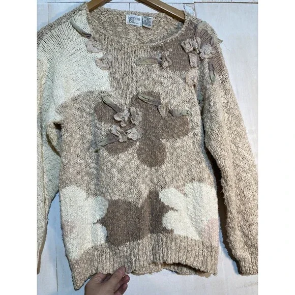 Vintage Bonnie & Bill Sweater Women Small Beige Floral Applique Pullover Cottage - Picture 7 of 10